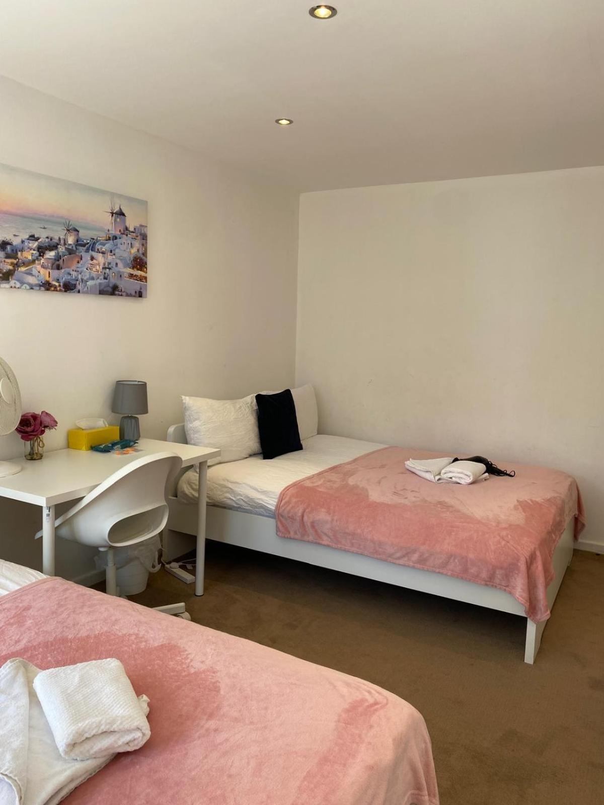 Fabulous Private Bedrooms Near Euston Station, Central Londra Exterior foto